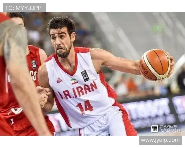 国家队与伊朗篮球激战正酣谁能在这场对决中笑到最后 国家队与伊朗篮球激战正酣谁能在这场对决中笑到最后