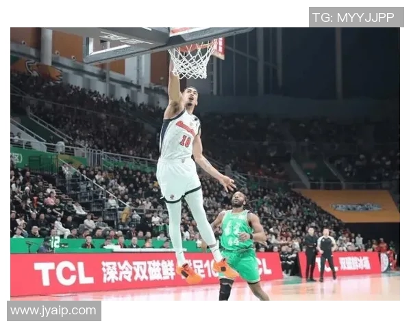 CBA广州对阵辽宁前瞻分析:两队实力对比及比赛预测 CBA广州对阵辽宁前瞻分析:两队实力对比及比赛预测