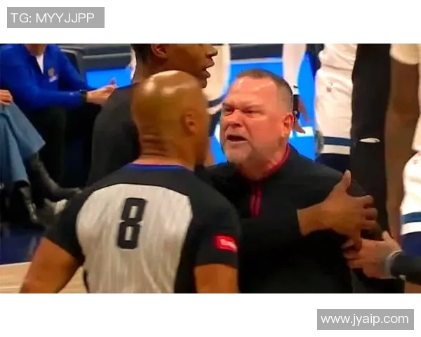 快船与掘金第五场激战回顾势均力敌的巅峰对决引发球迷热议